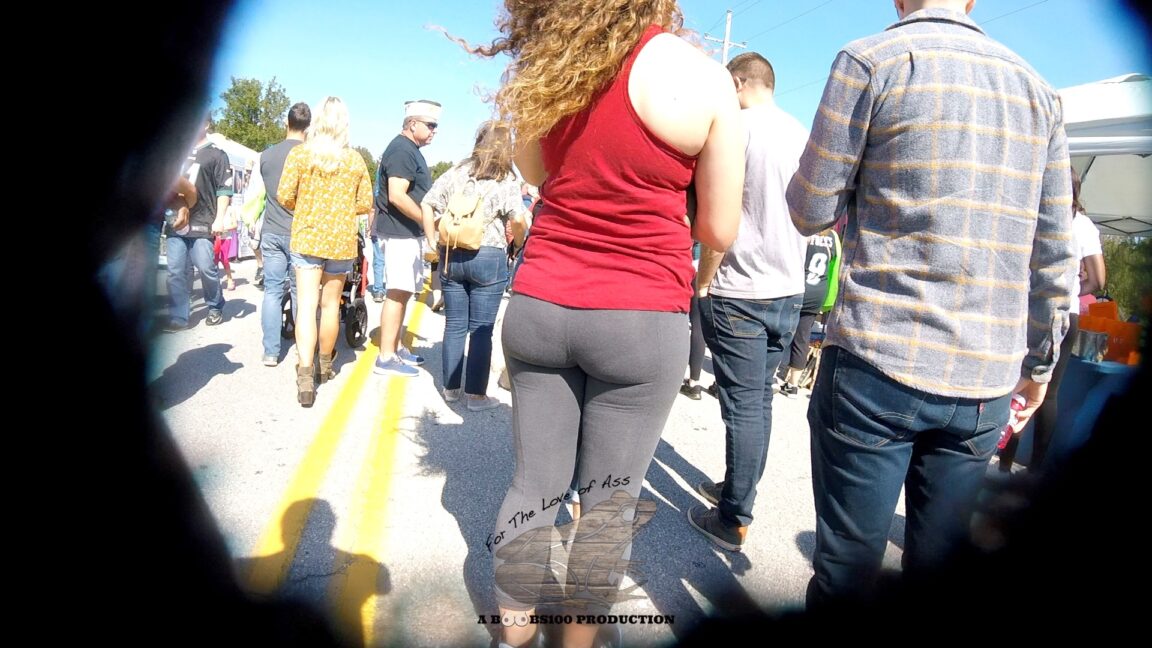 One of my favorite PAWGs - Candid Best Premium