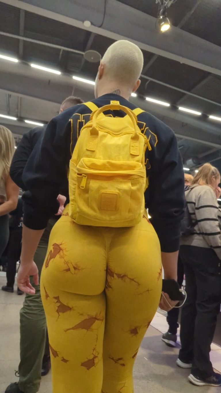 Two Insane Asses Candid Best Premium
